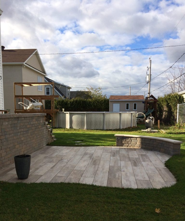 murs-brandon-beige-carboniferecouronnements-bali-travertina-brut-ivoire-de-techo-bloc-mirage-tuiles-de-porcelaine-noon-day