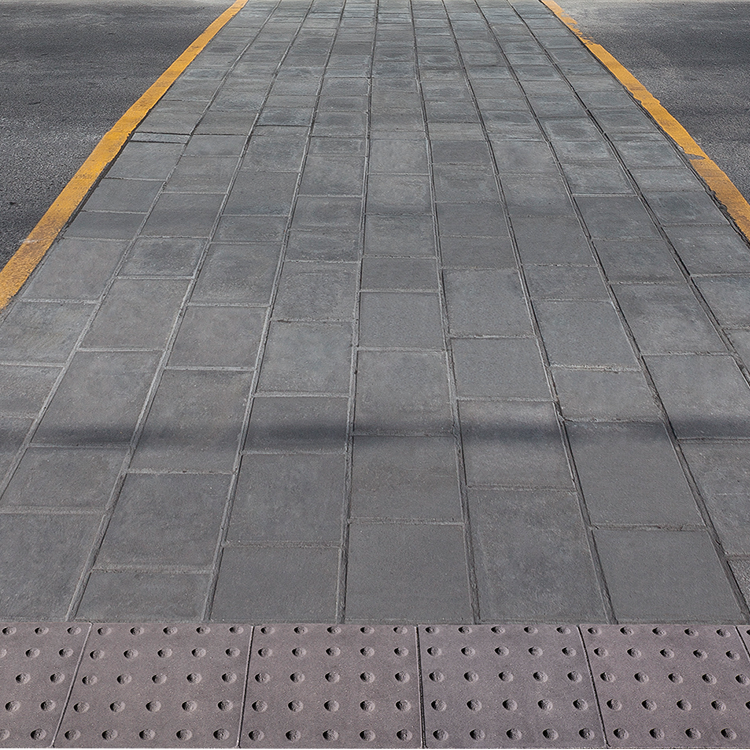  Pavé Boulevard Tactile