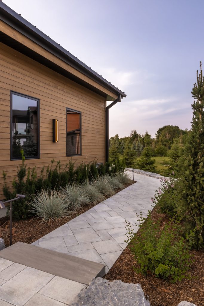 La dalle Méga Melville pour habiller les grands espaces extérieurs