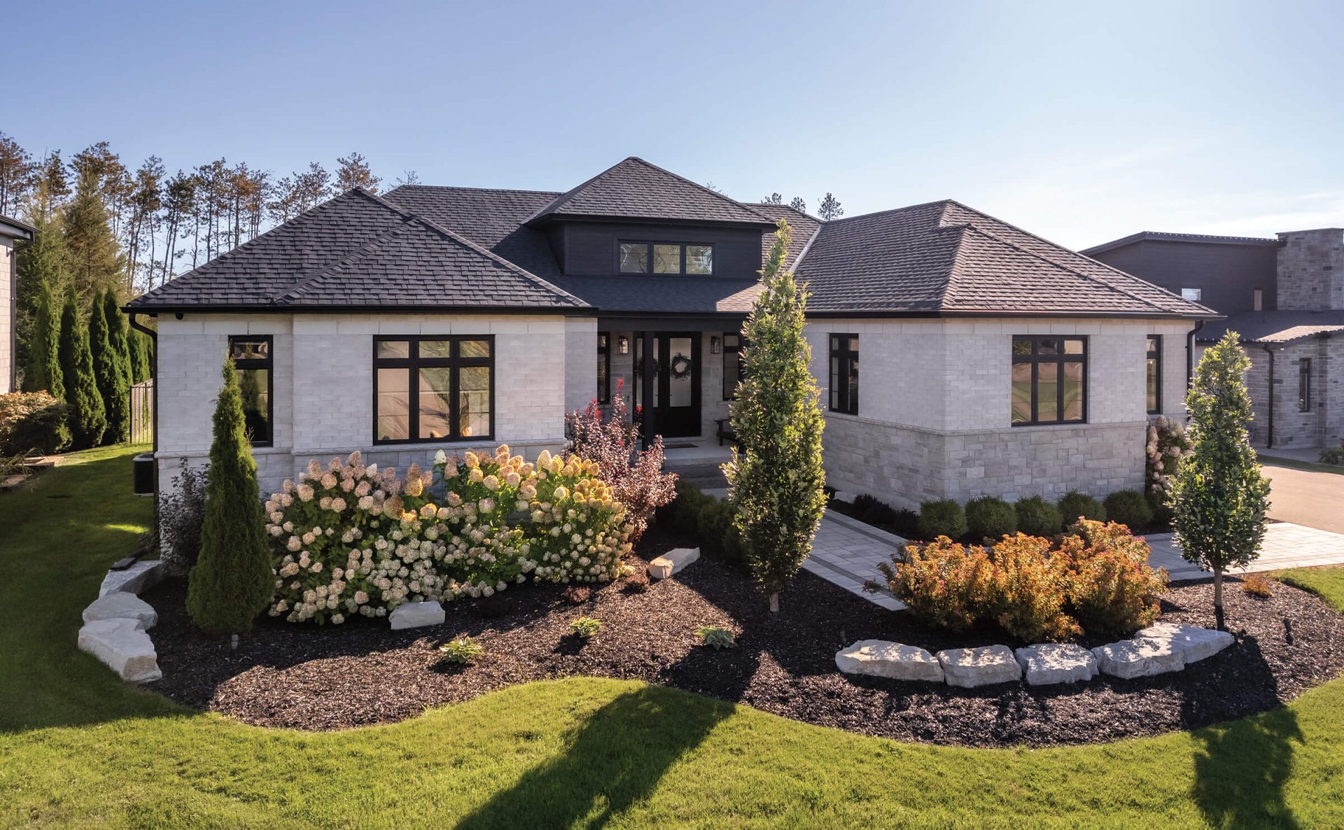 Home – Lafitt Stone and Melville Slik Brick