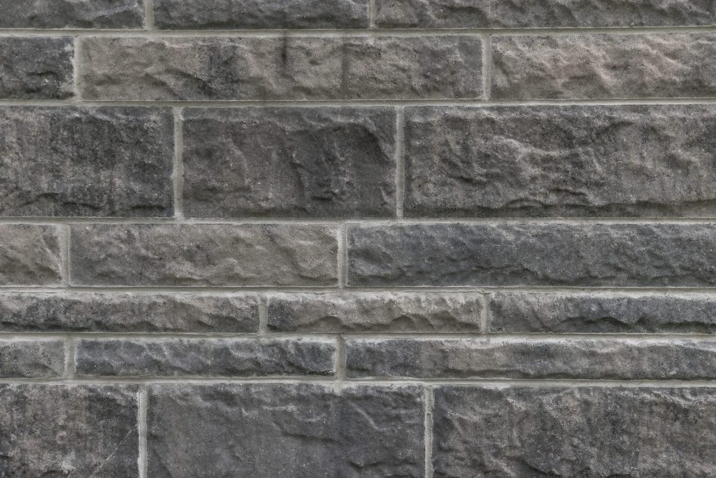 The Role of Mondrian Stone on the Facade of a Modern Residence