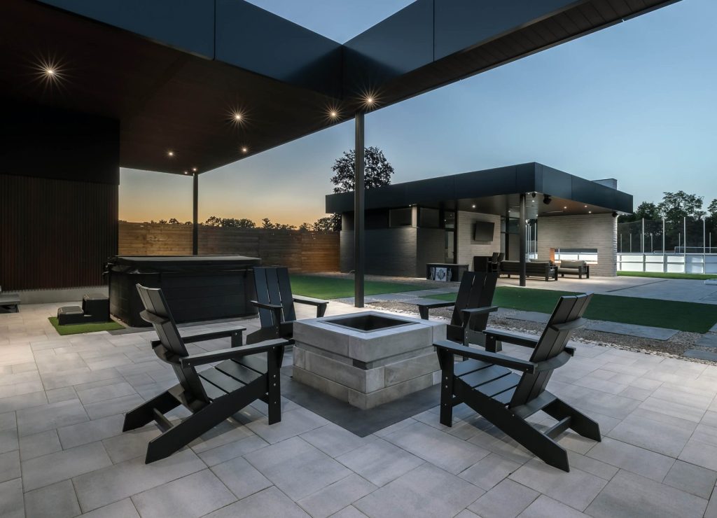 Masonry and Landscape Design: Creating a Dialogue Between the Residence and Outdoor Spaces