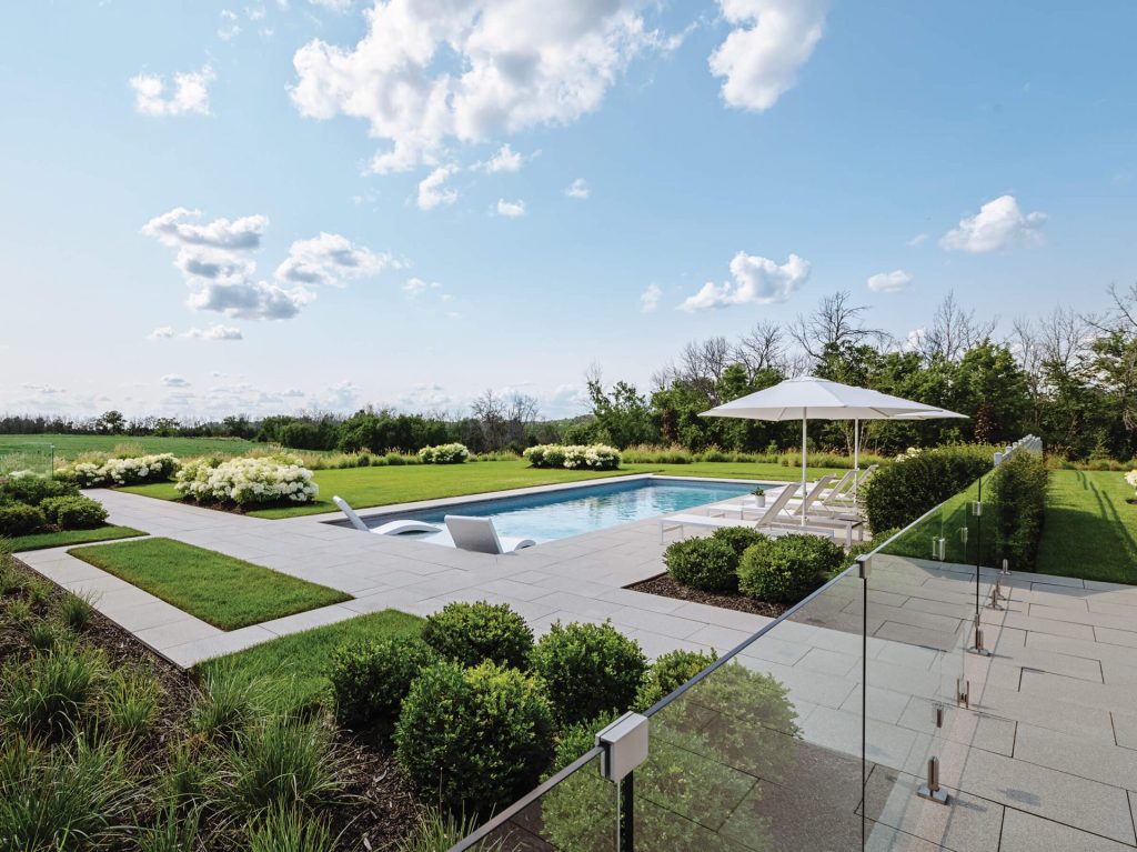 Dalle Cité et couronnement Laguna : une continuité harmonieuse entre architecture et paysage