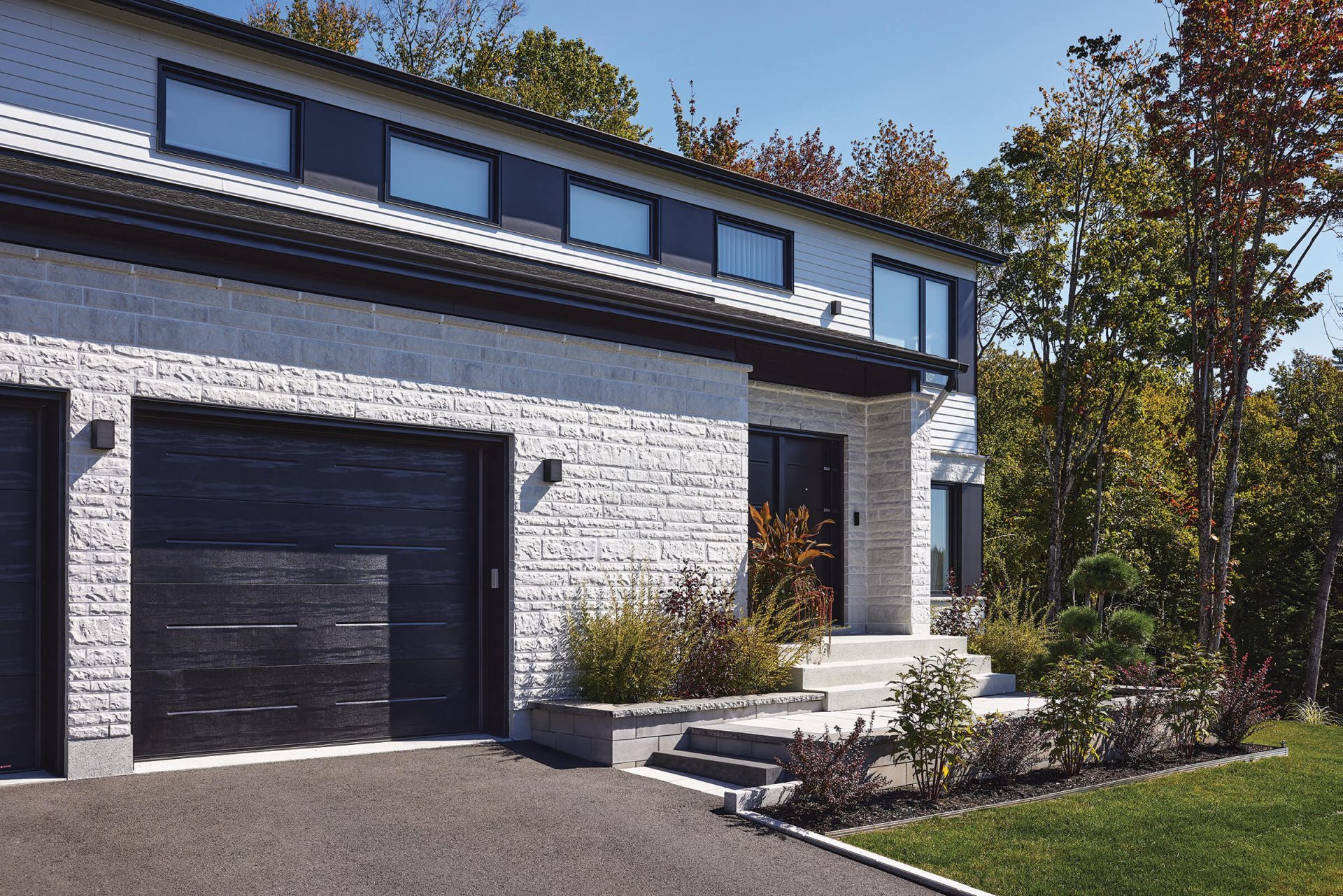 Home – Mondrian Stone