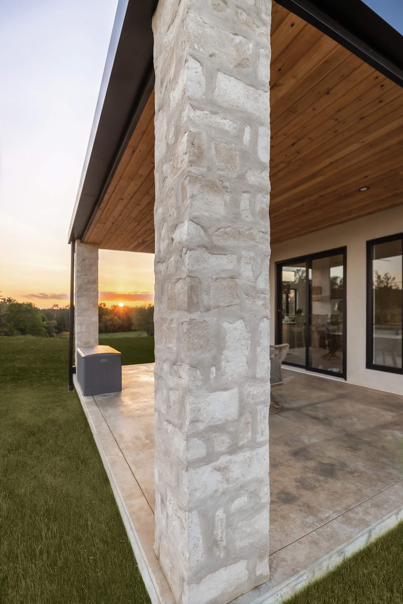 Home – Lafitt Stone Oasis zoom